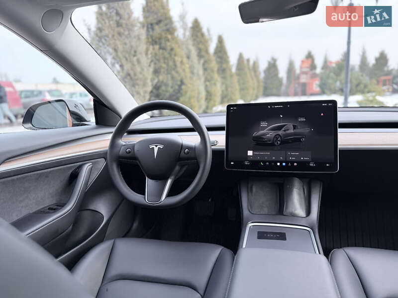 Седан Tesla Model 3 2023 в Стрые фото 36 Седан Tesla Model 3 2023 в Стрые