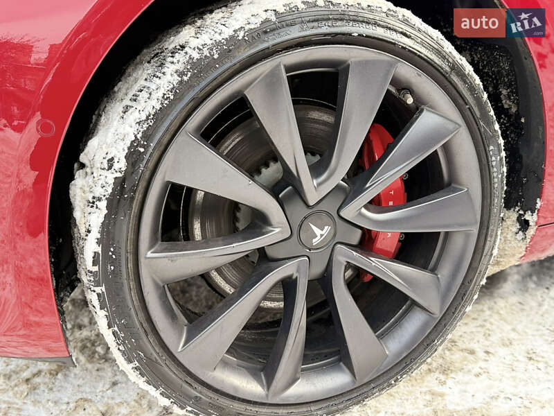 Седан Tesla Model 3 2020 в Києві фото 26 Седан Tesla Model 3 2020 в Києві