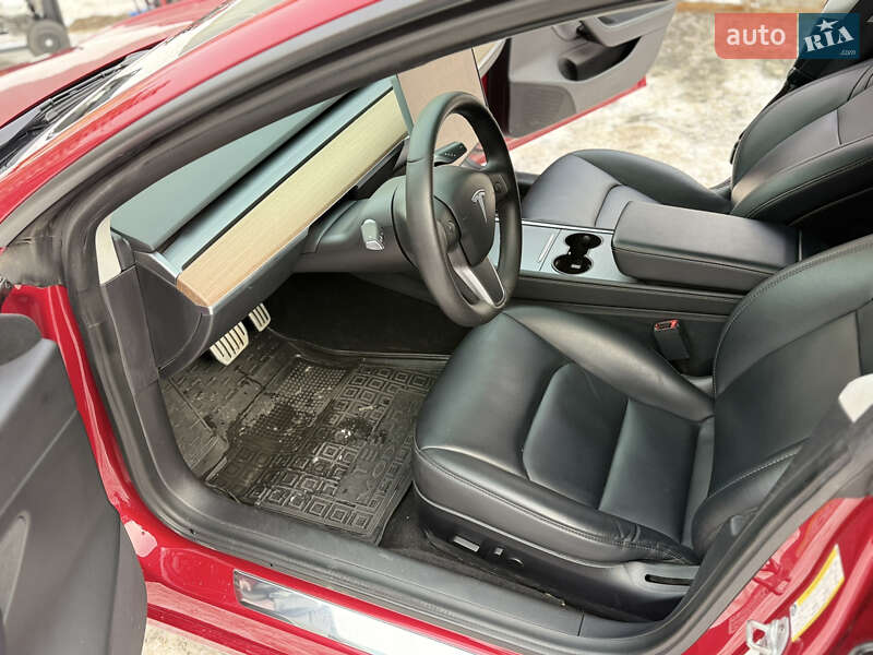 Седан Tesla Model 3 2020 в Києві фото 38 Седан Tesla Model 3 2020 в Києві