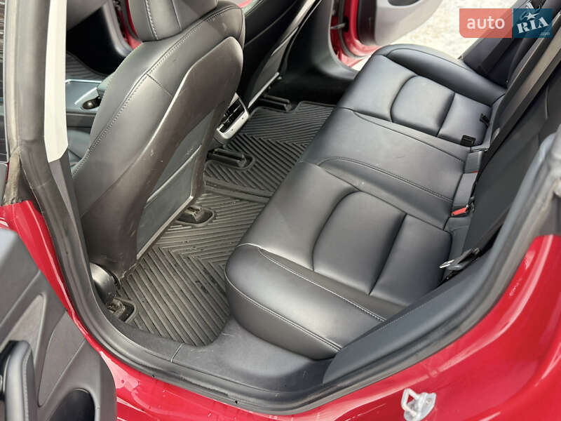 Седан Tesla Model 3 2020 в Києві фото 68 Седан Tesla Model 3 2020 в Києві