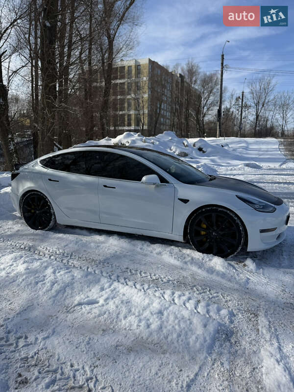 Седан Tesla Model 3 2020 в Хмельницькому фото 9 Седан Tesla Model 3 2020 в Хмельницькому