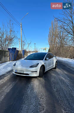Седан Tesla Model 3 2019 в Виннице