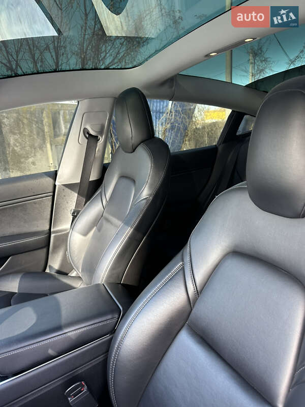 Седан Tesla Model 3 2019 в Виннице фото 7 Седан Tesla Model 3 2019 в Виннице