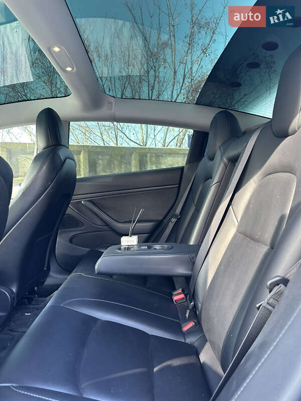 Седан Tesla Model 3 2019 в Виннице фото 5 Седан Tesla Model 3 2019 в Виннице