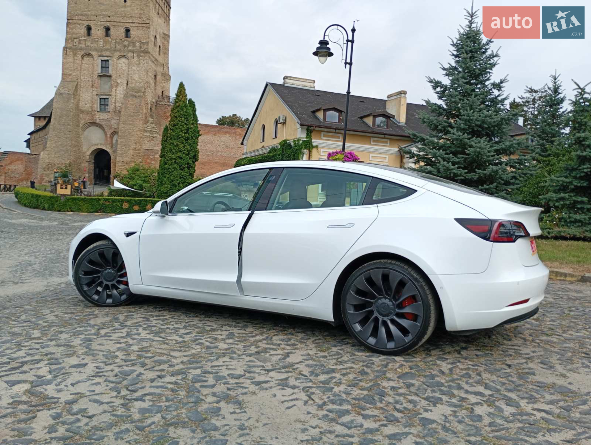 2020 Tesla Model 3 - мініатюра 10