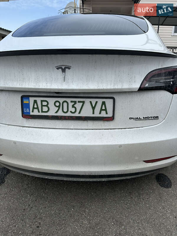 Седан Tesla Model 3 2020 в Вінниці