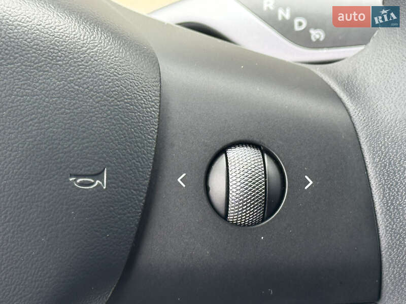 Седан Tesla Model 3 2023 в Стрию фото 32 Седан Tesla Model 3 2023 в Стрию