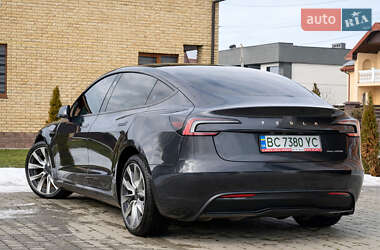 Седан Tesla Model 3 2024 в Стрые