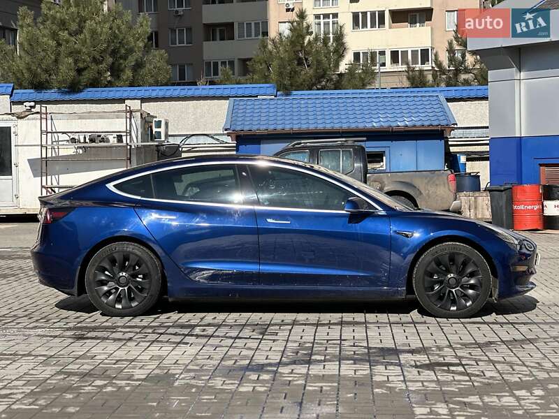 Седан Tesla Model 3 2018 в Одессе