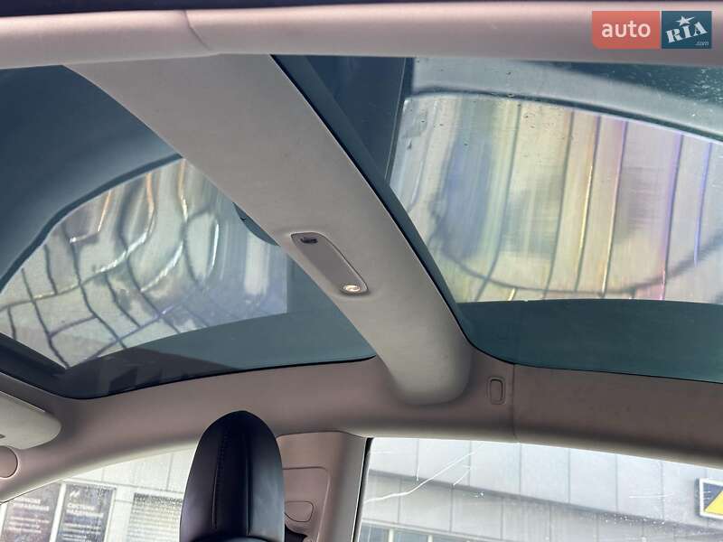 Седан Tesla Model 3 2018 в Одессе