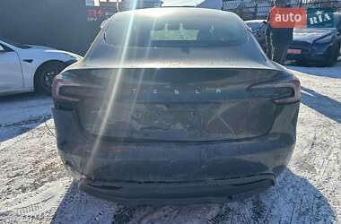 Седан Tesla Model 3 2025 в Києві
