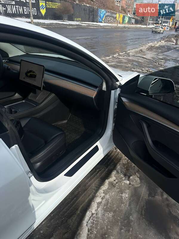Седан Tesla Model 3 2022 в Києві фото 7 Седан Tesla Model 3 2022 в Києві