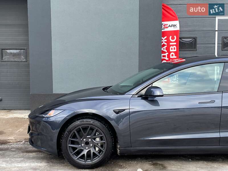 Седан Tesla Model 3 2025 в Киеве фото 5 Седан Tesla Model 3 2025 в Киеве
