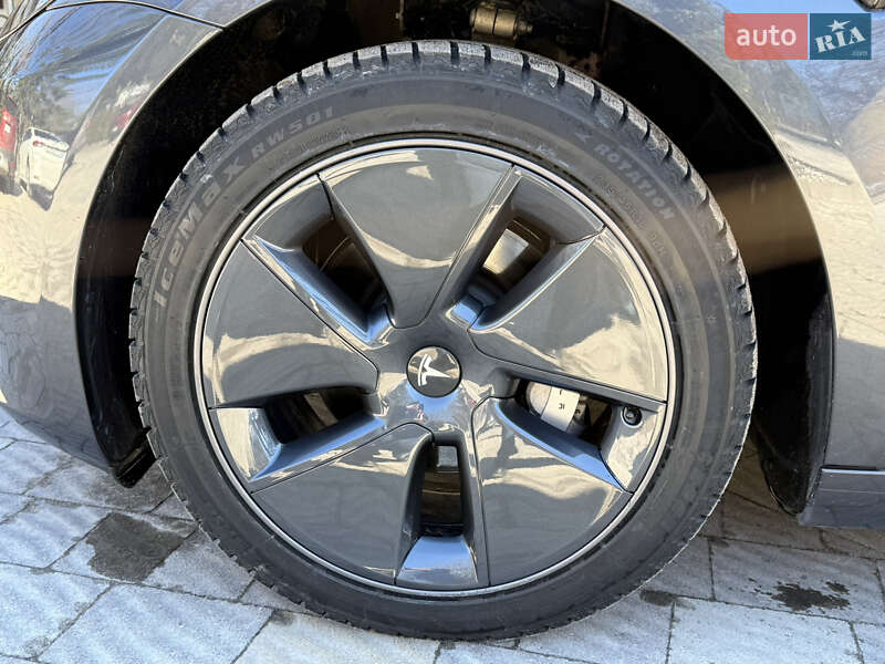 Седан Tesla Model 3 2023 в Трускавці фото 12 Седан Tesla Model 3 2023 в Трускавці