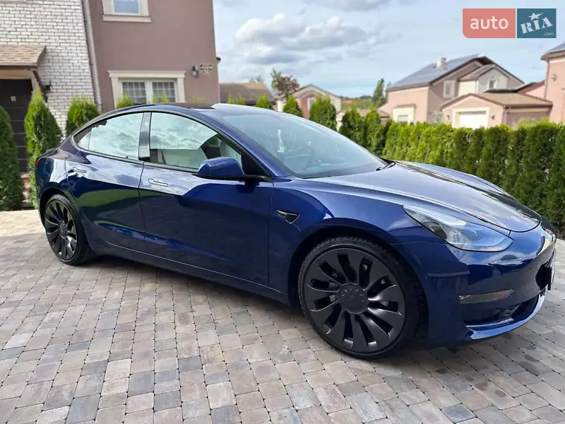 Tesla Model 3