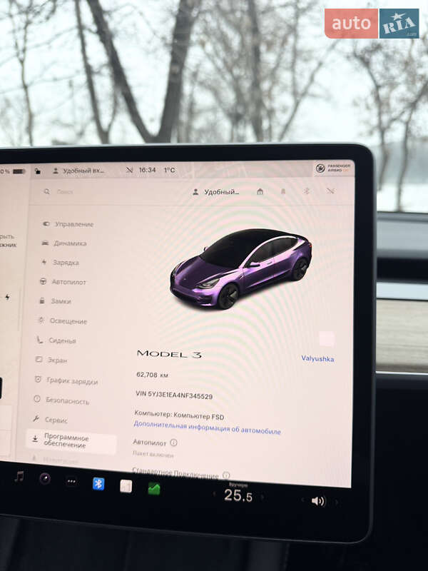 Седан Tesla Model 3 2022 в Кременчуге