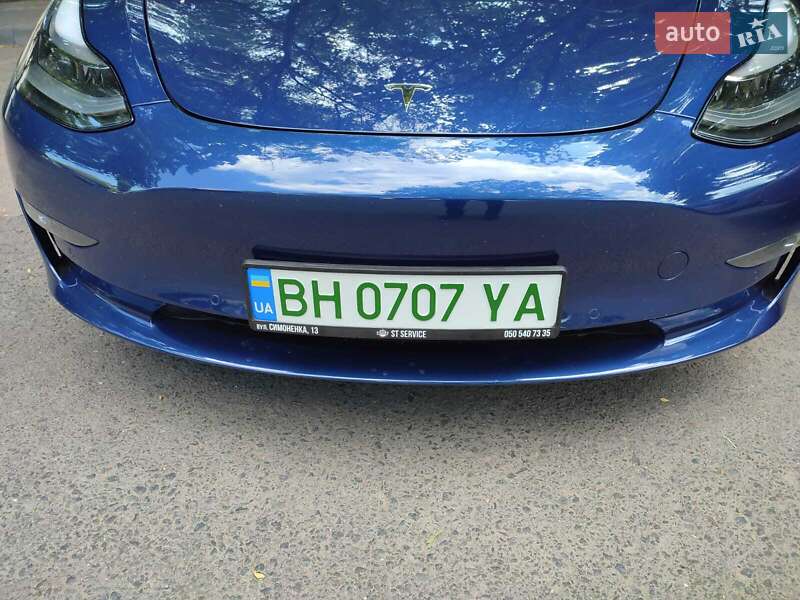 Седан Tesla Model 3 2021 в Одессе
