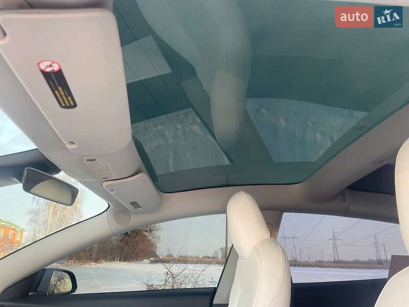 Седан Tesla Model 3 2020 в Киеве фото 11 Седан Tesla Model 3 2020 в Киеве