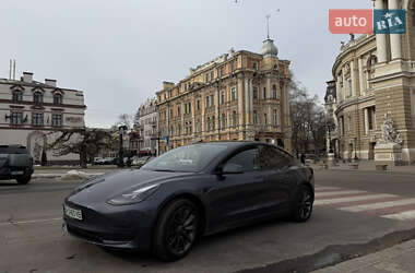 Седан Tesla Model 3 2023 в Одессе