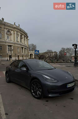 Седан Tesla Model 3 2023 в Одессе