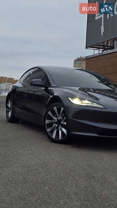 Седан Tesla Model 3 2024 в Киеве фото 2 Седан Tesla Model 3 2024 в Киеве