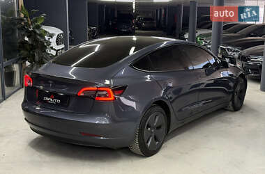 Седан Tesla Model 3 2023 в Одессе