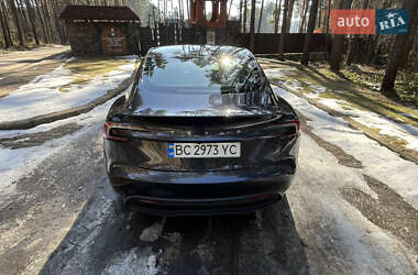 Седан Tesla Model 3 2024 в Львові