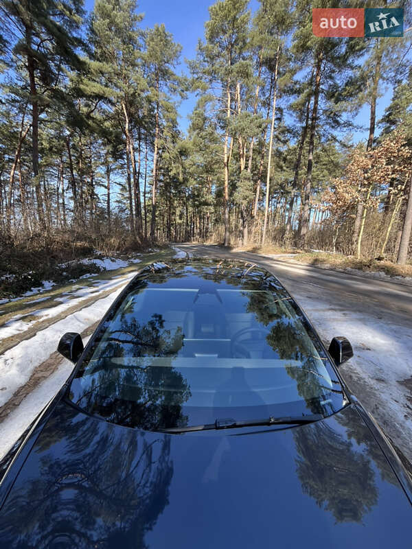 Седан Tesla Model 3 2024 в Львові