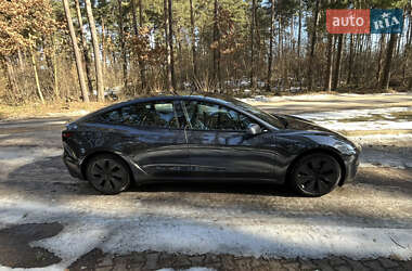 Седан Tesla Model 3 2024 в Львові