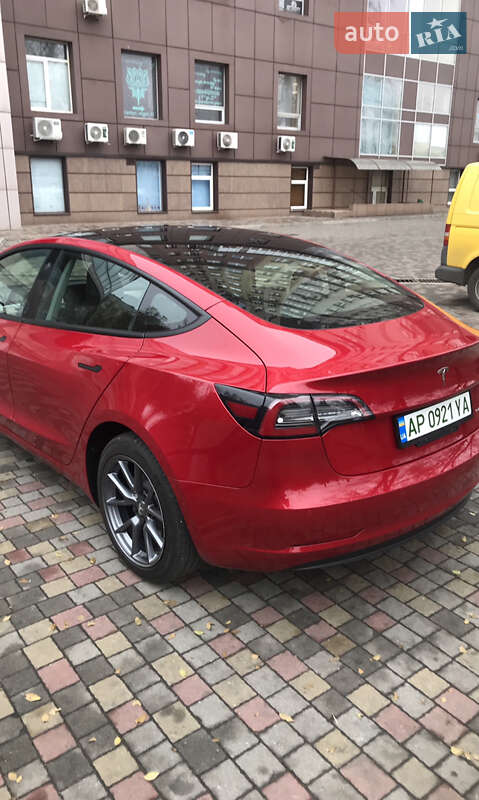 Седан Tesla Model 3 2022 в Запорожье