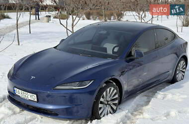 Седан Tesla Model 3 2023 в Киеве