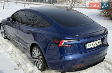 Седан Tesla Model 3 2023 в Киеве