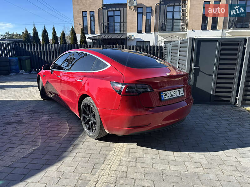 Седан Tesla Model 3 2020 в Львові фото 4 Седан Tesla Model 3 2020 в Львові