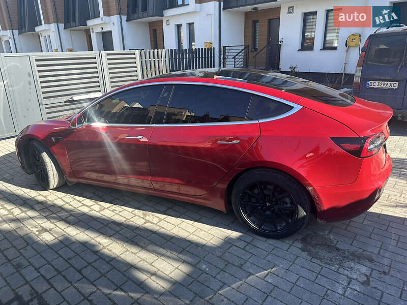 Седан Tesla Model 3 2020 в Львові фото 7 Седан Tesla Model 3 2020 в Львові
