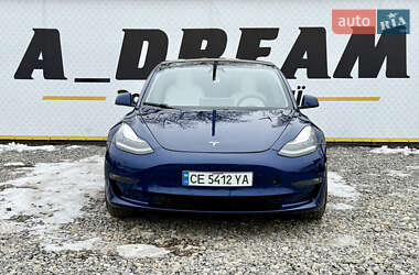 Седан Tesla Model 3 2020 в Черновцах