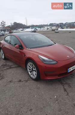 Седан Tesla Model 3 2022 в Ровно