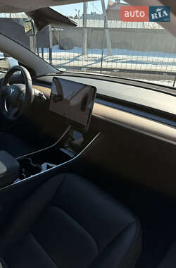 Седан Tesla Model 3 2020 в Белой Церкви