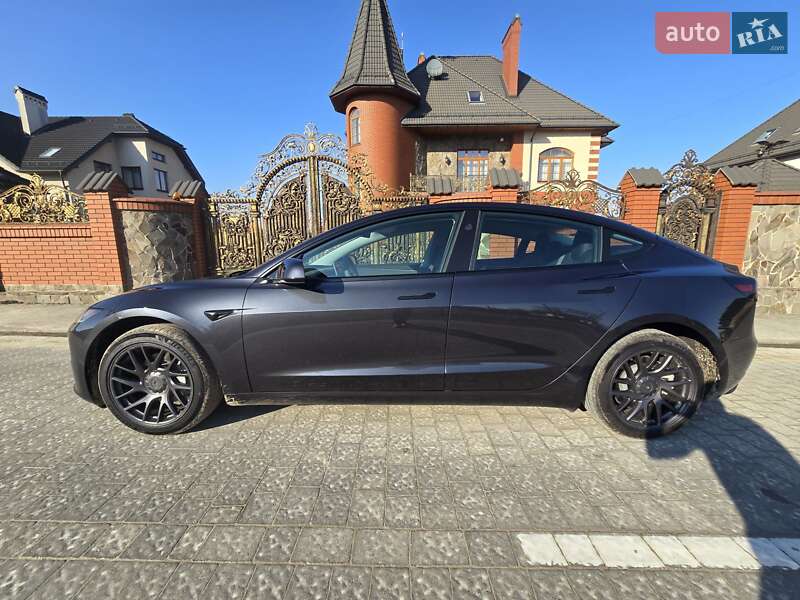 Седан Tesla Model 3 2025 в Львові фото 9 Седан Tesla Model 3 2025 в Львові