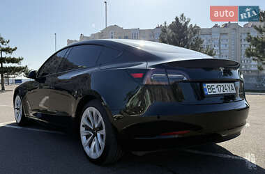 Седан Tesla Model 3 2021 в Николаеве