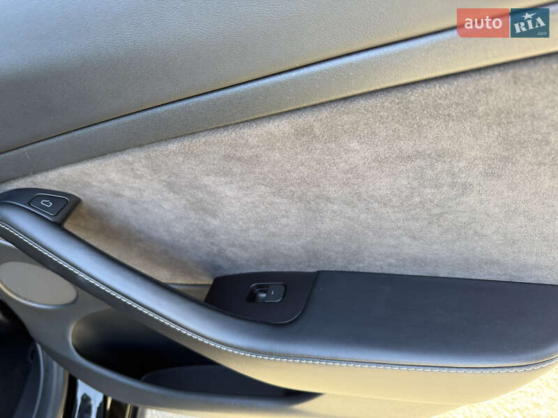 Седан Tesla Model 3 2021 в Николаеве