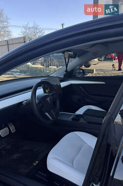 Седан Tesla Model 3 2021 в Ивано-Франковске