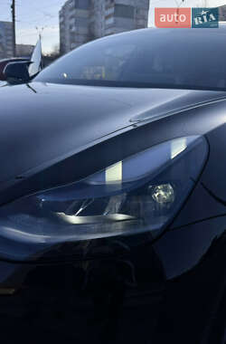 Седан Tesla Model 3 2021 в Ивано-Франковске