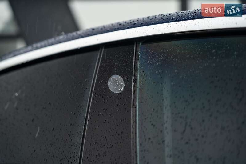 Седан Tesla Model 3 2018 в Черновцах