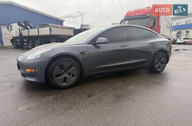 Седан Tesla Model 3 2022 в Києві