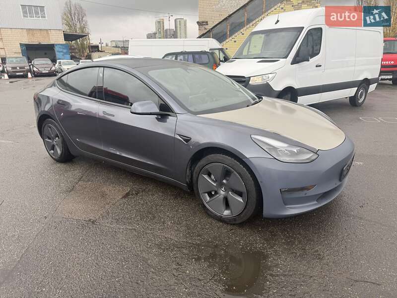 Седан Tesla Model 3 2022 в Києві фото 25 Седан Tesla Model 3 2022 в Києві
