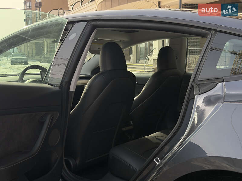 Седан Tesla Model 3 2021 в Киеве фото 6 Седан Tesla Model 3 2021 в Киеве