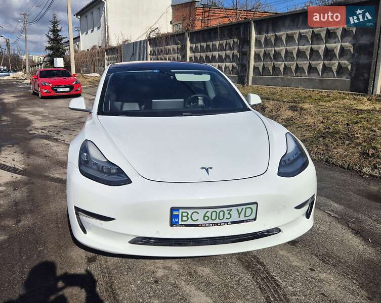 Седан Tesla Model 3 2018 в Львові фото 10 Седан Tesla Model 3 2018 в Львові