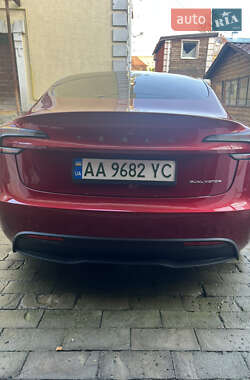 Седан Tesla Model 3 2024 в Киеве