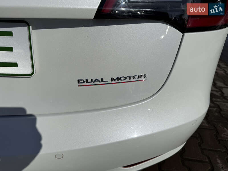 Седан Tesla Model 3 2020 в Киеве фото 27 Седан Tesla Model 3 2020 в Киеве