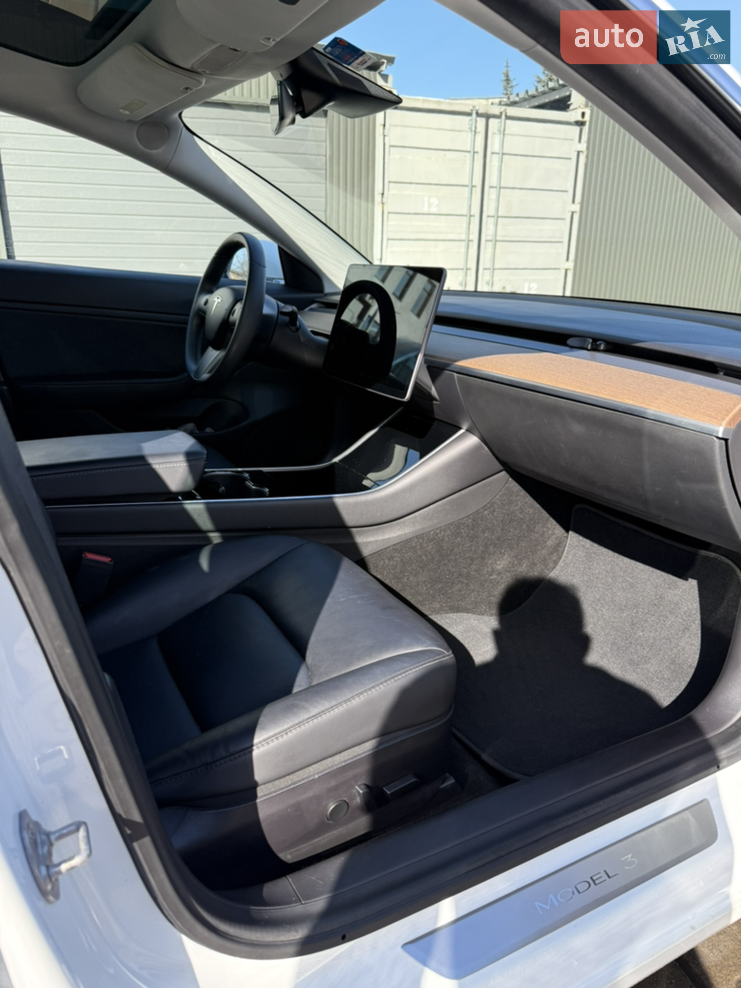 2020 Tesla Model 3 - мініатюра 32